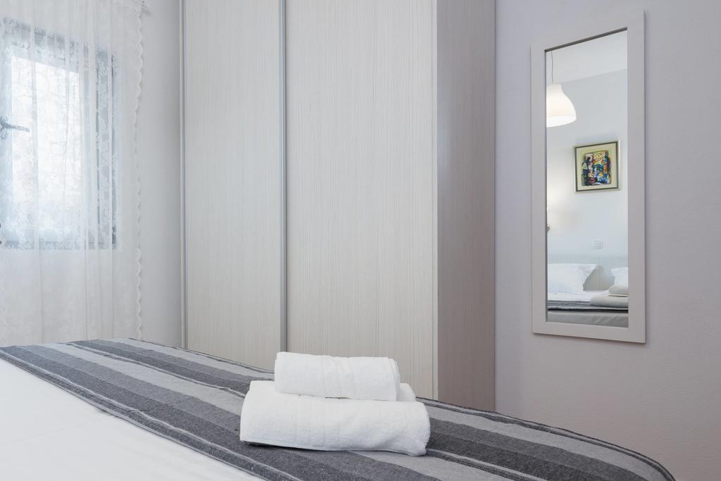 Apartments Amavi Vinišće Zewnętrze zdjęcie