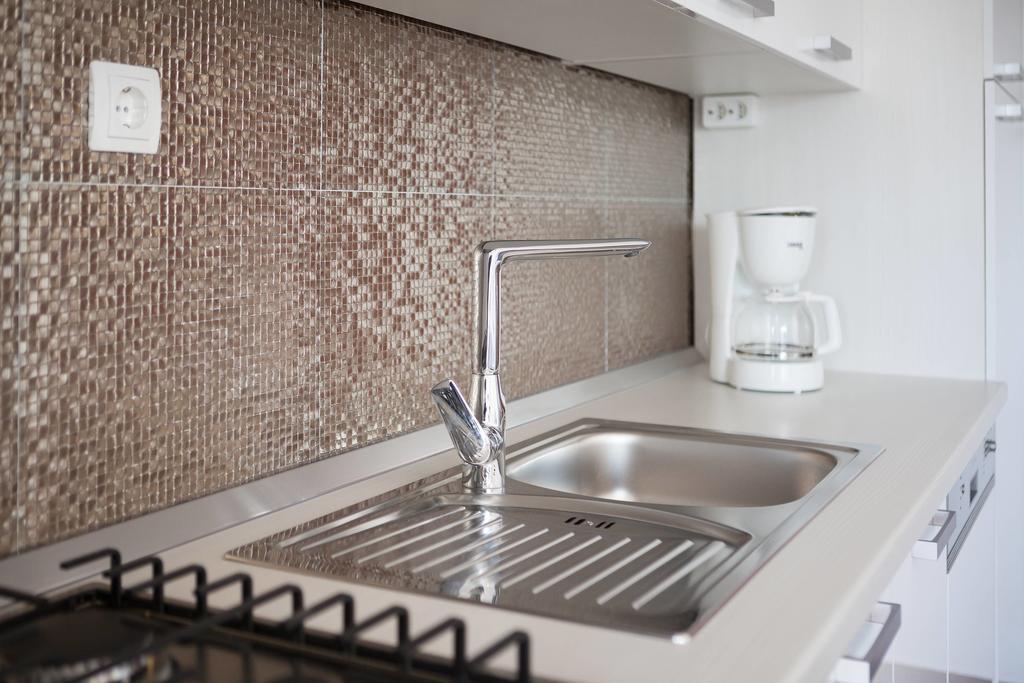 Apartments Amavi Vinišće Zewnętrze zdjęcie