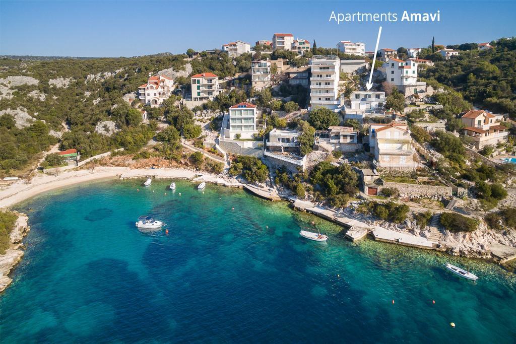 Apartments Amavi Vinišće Zewnętrze zdjęcie