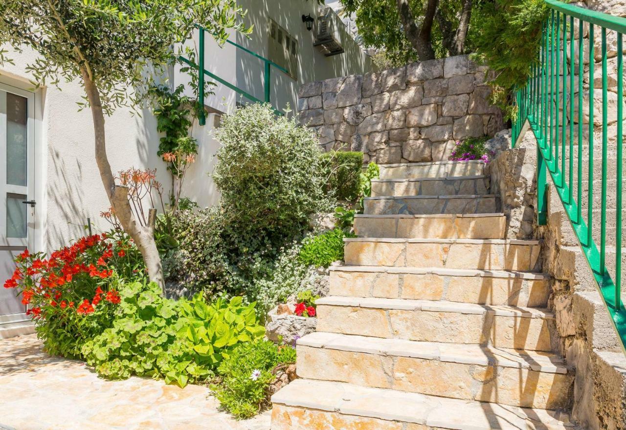 Apartments Amavi Vinišće Zewnętrze zdjęcie